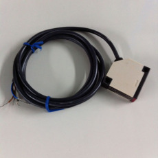 24V紅外線光電開關(guān)CP18D4DPL2