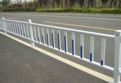 百色公路护栏锌钢护栏规格款式