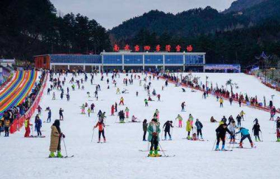 滑雪场管理设备 服务完善 机器高效