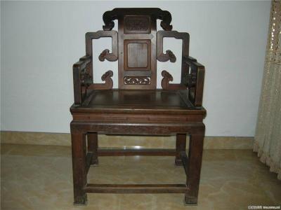上海闵行区老红木家具回收店收购老榉木家具