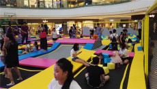 大型室内儿童乐园蹦蹦床 成人健身体能训练
