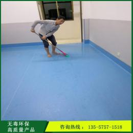 室内PVC地板安装施工广西同质透心PVC地板