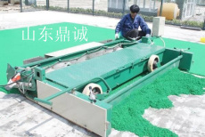 广西桂林草坪铺设机器塑胶跑道摊铺机厂家
