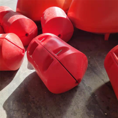 挂栅塑料浮筒活动式拦污浮漂施工安装