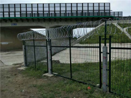 铁路网围栏-高速护栏网价格-桥梁防护栏厂家