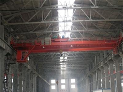 西藏拉薩門式起重機(jī)廠家創(chuàng)建一流的設(shè)備