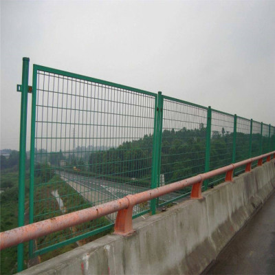 河北赛喆厂家定制1.5米高桥梁防抛网