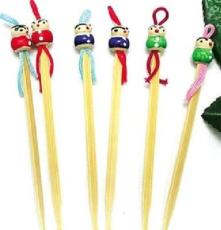 可爱的木质耳勺 掏耳朵的传统用品 中国娃娃挖耳勺 竹制耳勺