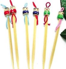 可爱的木质耳勺 掏耳朵的传统用品 中国娃娃可爱造型挖耳勺