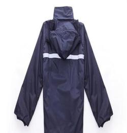 套装雨衣，防水、防漏、压胶