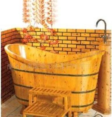 供木制卫浴洁具-实木沐浴桶