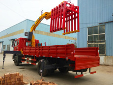 实心砖2500公斤自带动力吊砖机建筑工地转运