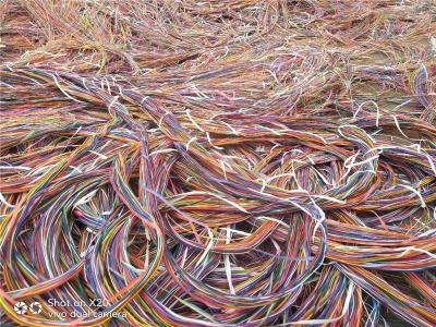 毕节3x300电缆回收-整条电缆回收