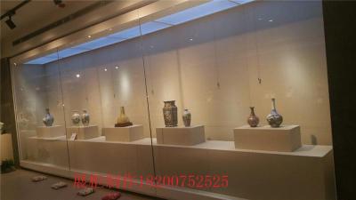 深圳市制作6.6防爆玻璃博物館展示柜廠家