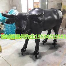 深圳仿真动物玻璃钢大水牛雕塑定制价格厂家
