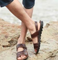 2014夏季新款品牌男鞋时尚休闲凉拖鞋男式铆钉软底透气沙滩鞋批发