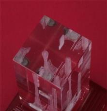 供应广州塔内雕水晶（图） 天然水晶工艺品