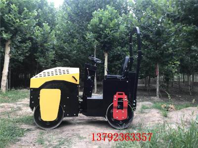 手扶式壓路機(jī)座駕式振動輾小型壓土機(jī)