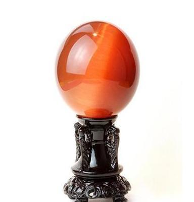 天然水晶批发 红色水晶球摆件 红色猫眼石球摆件 送雕花底座