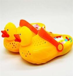 2014新款儿童洞洞鞋 可爱小黄鸭PVC吹气拖鞋 夏天宝宝会发声凉鞋