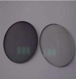 [厂家直供]出口欧美1.56非球面 HMC+EMI 绿膜树脂镜片