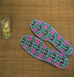 田妈妈经十二道工序全手工制作的成双成对花样防滑除臭鞋垫