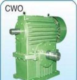 吴桥减速机机生产批发精品CWS250-63-3F减速机100台。