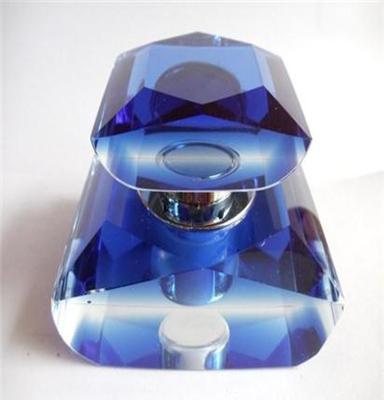 水晶工艺品高端精致 低价直销 k9香水座工艺品 汽车香水