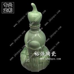 景德镇陶瓷酒瓶厂家，专业陶瓷酒瓶生产