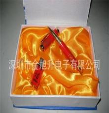 广东生产中国风节庆礼品 红瓷U盘套装配笔 银行开业礼品