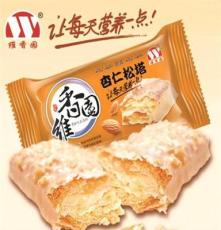 维香园5斤装糕点杏仁味松塔 淘宝热卖千层酥饼干 营养美味