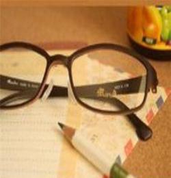 眼镜网质量好价格低北京潘家园名镜苑潘家园眼镜城