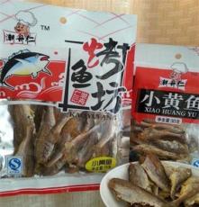 潮舟仁休閑食廠家批發海產品零食香酥小黃魚40*75g支持整箱混批