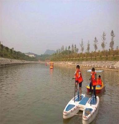 充气水上船价格 山东水上项目厂家 加厚水上船屋