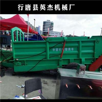 新型撒粪车