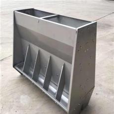 不锈钢食槽山东猪用不锈钢自动采食槽厂家可调节性多孔不锈钢双面食槽价格