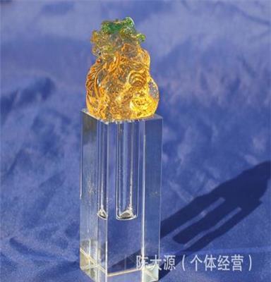 批发生肖马头琉璃章 婴儿纪念品 水晶手脚印 宝宝手脚印 黄色琉璃