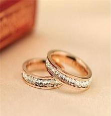 低价欧美奢华单排钻满钻锆石戒指 18K彩金玫瑰金钛钢情侣指环婚戒