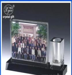 供应水晶笔筒 供应水晶三件套 水晶内雕礼品订制 厂家直销
