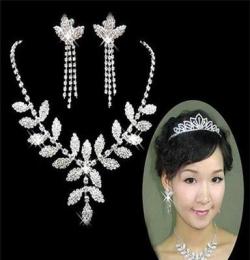 小額批發(fā) 新娘飾品 水鉆兩件套項(xiàng)鏈耳環(huán)頭飾批發(fā)訂制