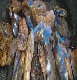 多米尼加琥珀原石一手批发，矿区直供。