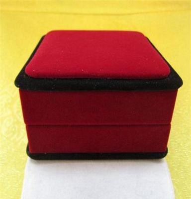 天然水晶包装盒 首饰盒 手链盒 枚红色精致时尚 送朋友的最好选择