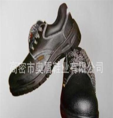现货直销JJS330二层牛皮、坚固耐用、耐油 防砸防护鞋