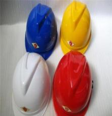 优质V字型工程塑料安全帽 PE建筑工地防护头盔 防护帽 安全帽厂家