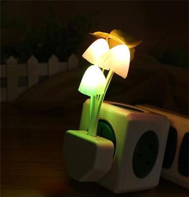 礼品创意蘑菇灯 七彩变色小夜灯led 插电光控 新奇特电子礼品灯具