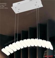 厂家供应现代简约餐厅吊灯led个性创意吊灯