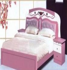 新韵佳缘、卧室家具 "1813粉"、板式双人床 、 时尚软靠