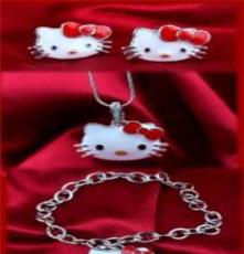 精致包装hello kitty猫项链手链耳环 一整套饰品送礼优选