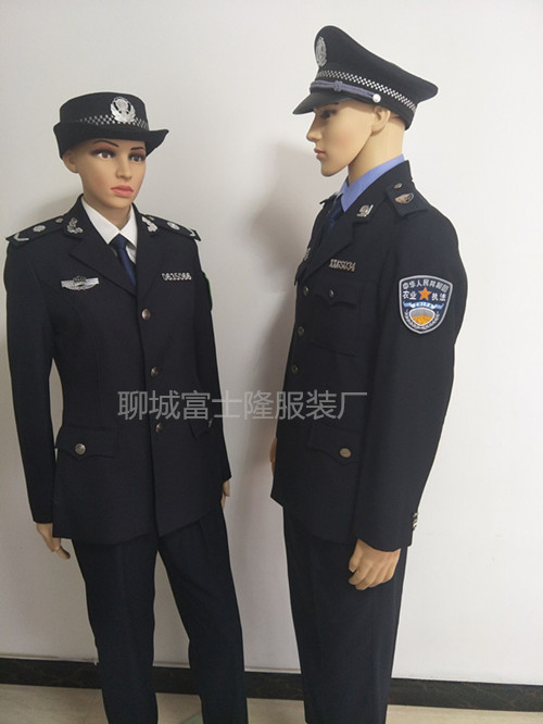 农业农村部管理服装 农业执法进展监督标志