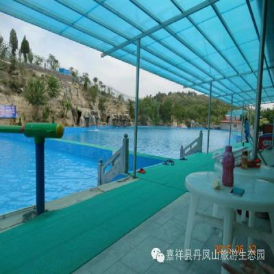 2020年江西新建室外游泳池水上乐园防水漆施